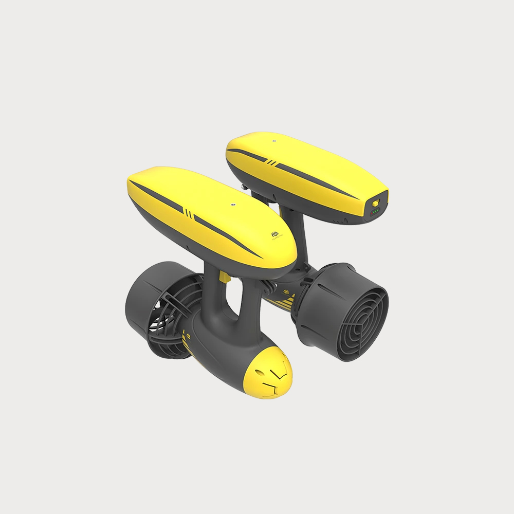 The thruster is equipped with a 600W power motor, which can generate 10kg of thrust, which is enough to drive an adult to swim underwater